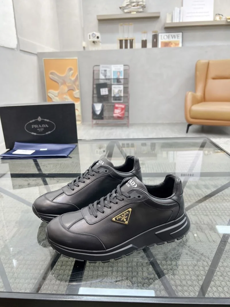 Prada Low Shoes Timeless 33766