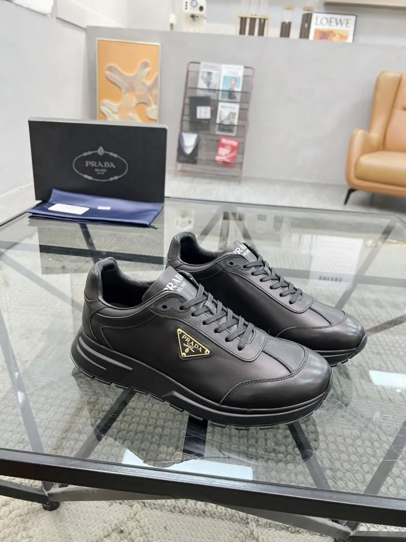 Prada Low Shoes Timeless 33766