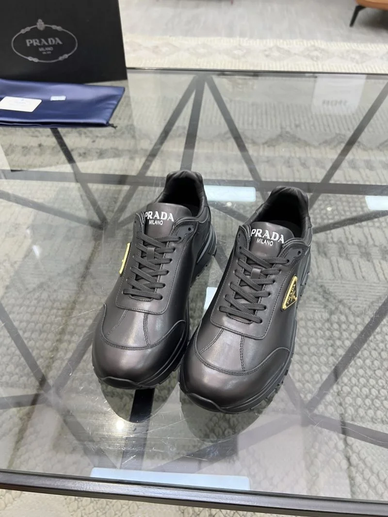 Prada Low Shoes Timeless 33766