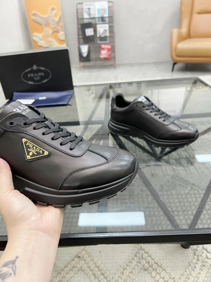 Prada Low Shoes Timeless 33766
