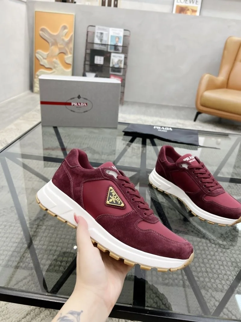 Modern Prada Low Shoes 33751
