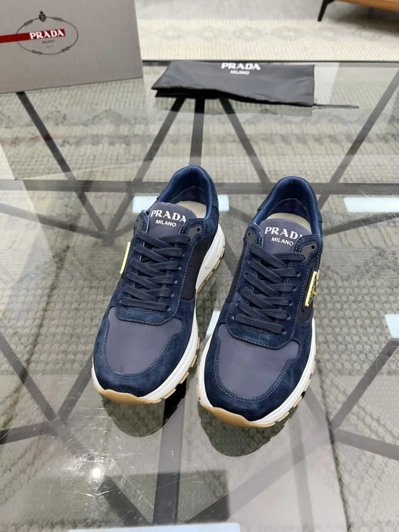 Prada Low Shoes Lightweight 33747