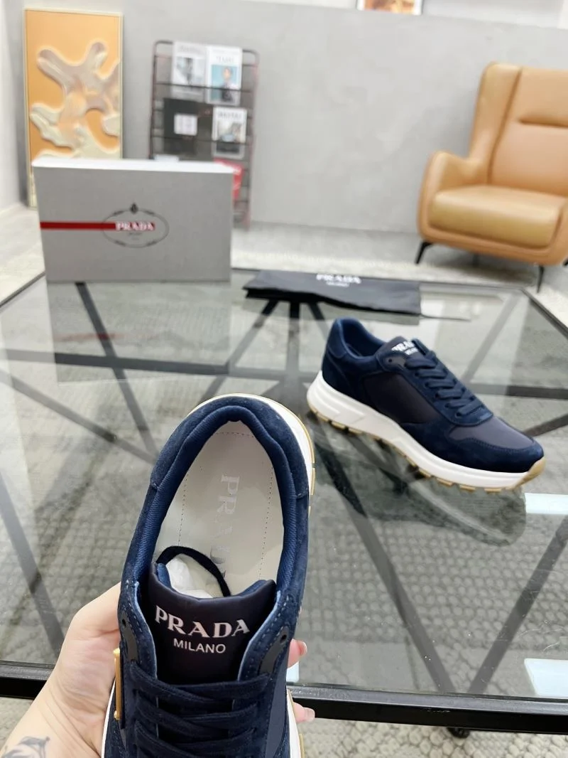 Prada Low Shoes Lightweight 33747
