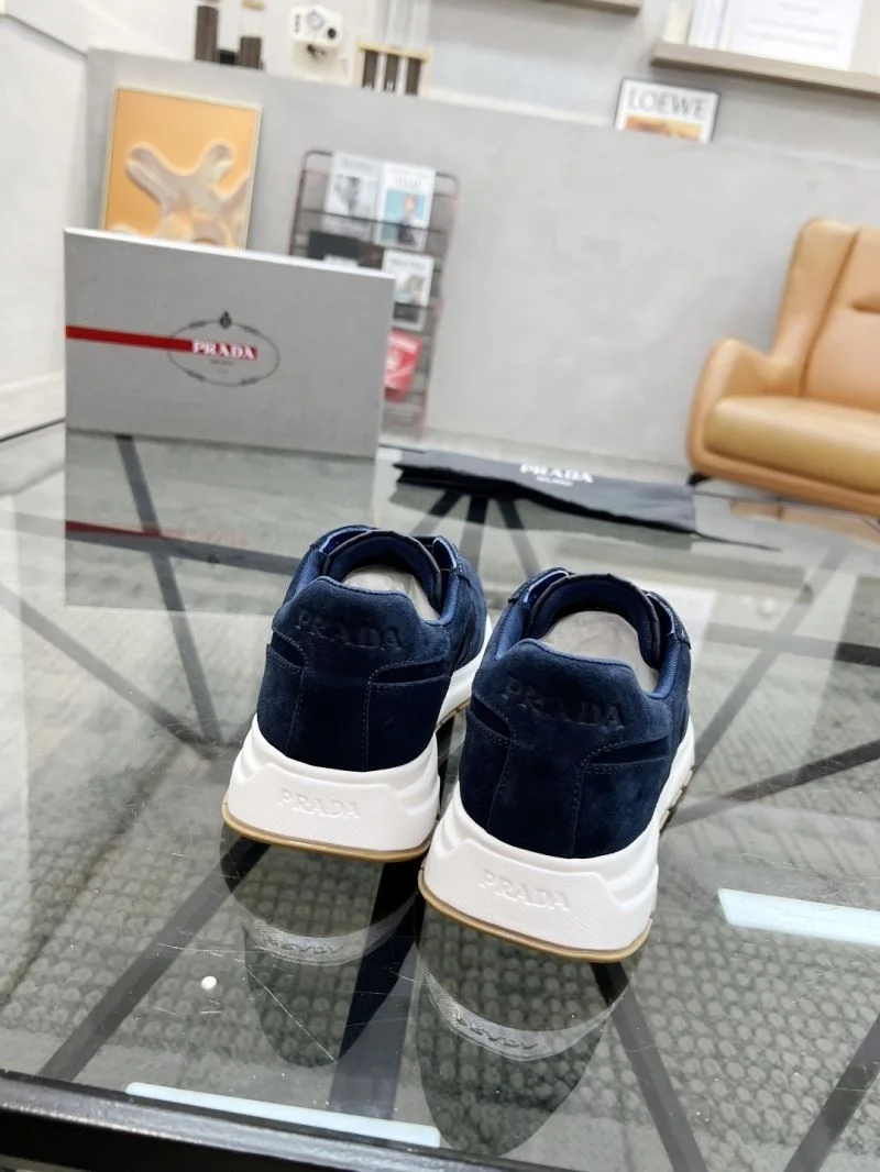 Prada Low Shoes Lightweight 33747