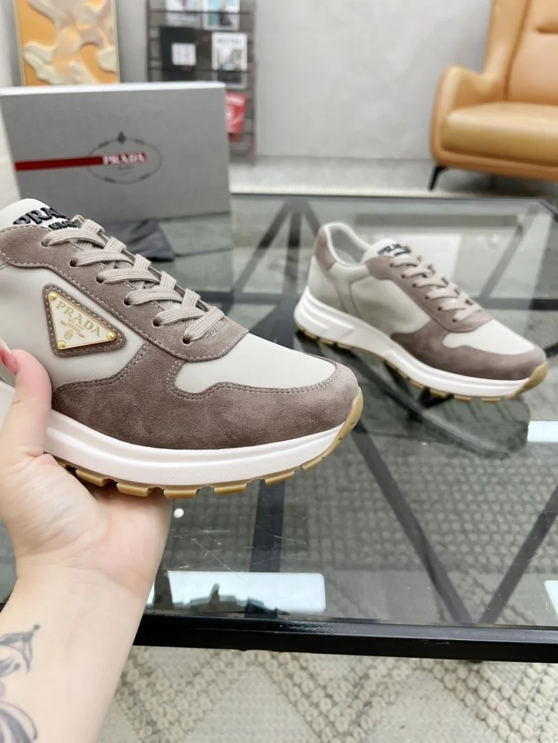 Prada Low Shoes GoodFit 33741