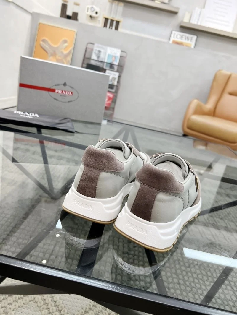 Prada Low Shoes GoodFit 33741