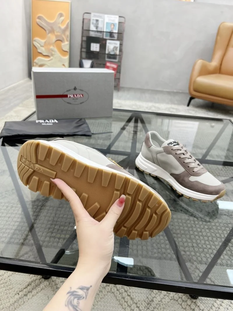 Prada Low Shoes GoodFit 33741