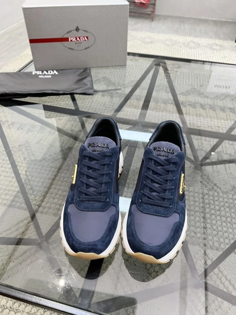 UrbanChic Prada Low Shoes 33742