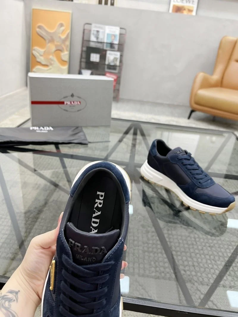 UrbanChic Prada Low Shoes 33742
