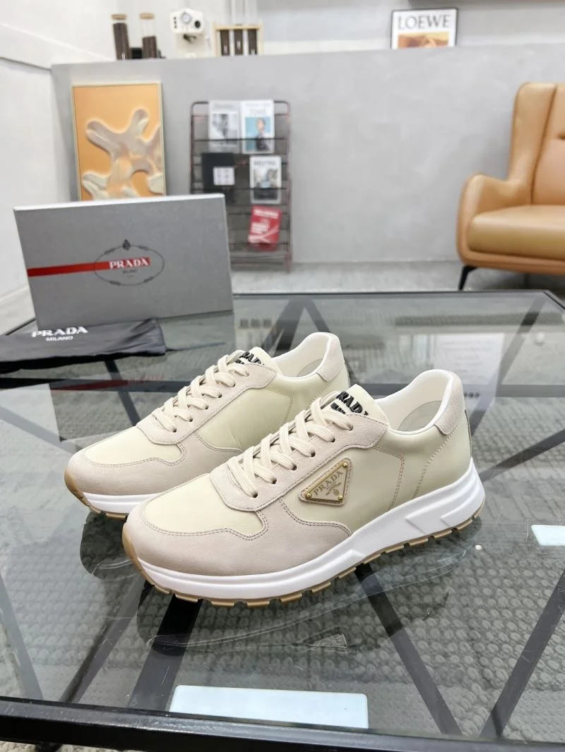 Prada Low Shoes Refined 33740