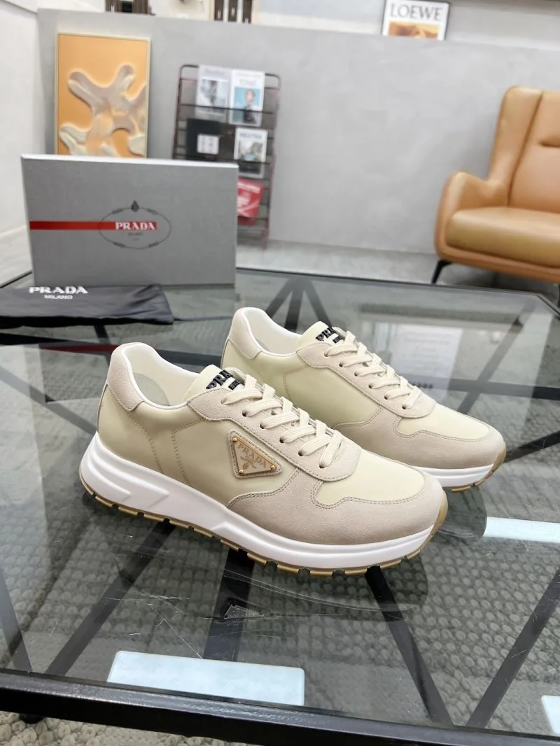 Prada Low Shoes Refined 33740