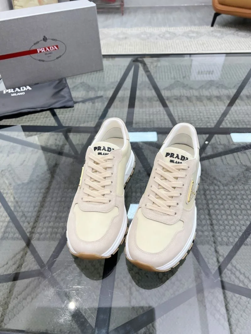 Prada Low Shoes Refined 33740
