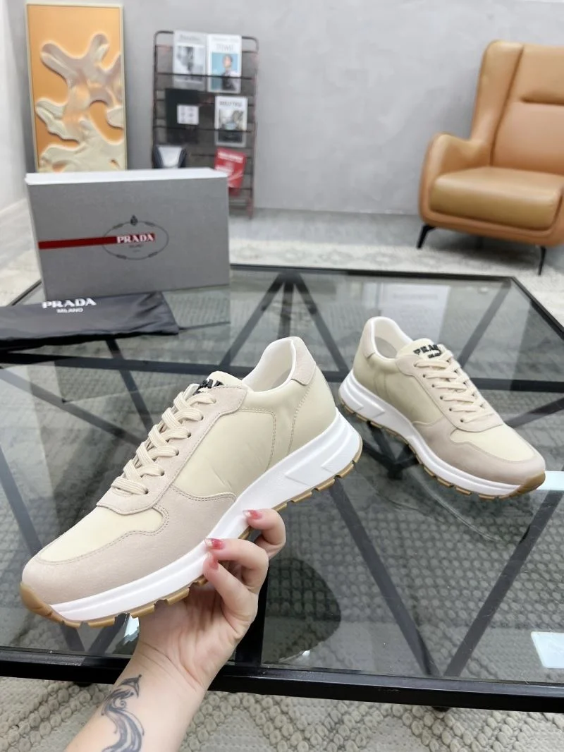 Prada Low Shoes Refined 33740