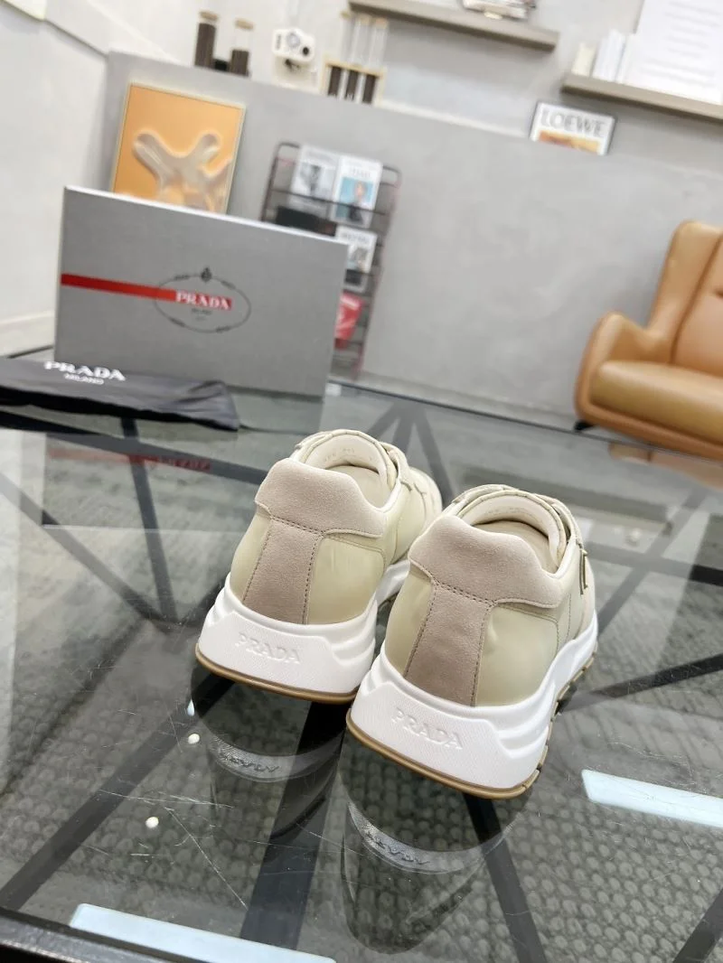 Prada Low Shoes Refined 33740