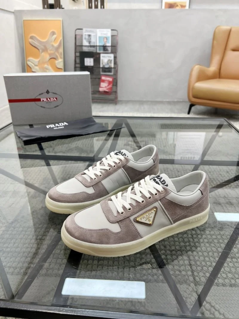 Prada Low Shoes MultiPurpose 33737