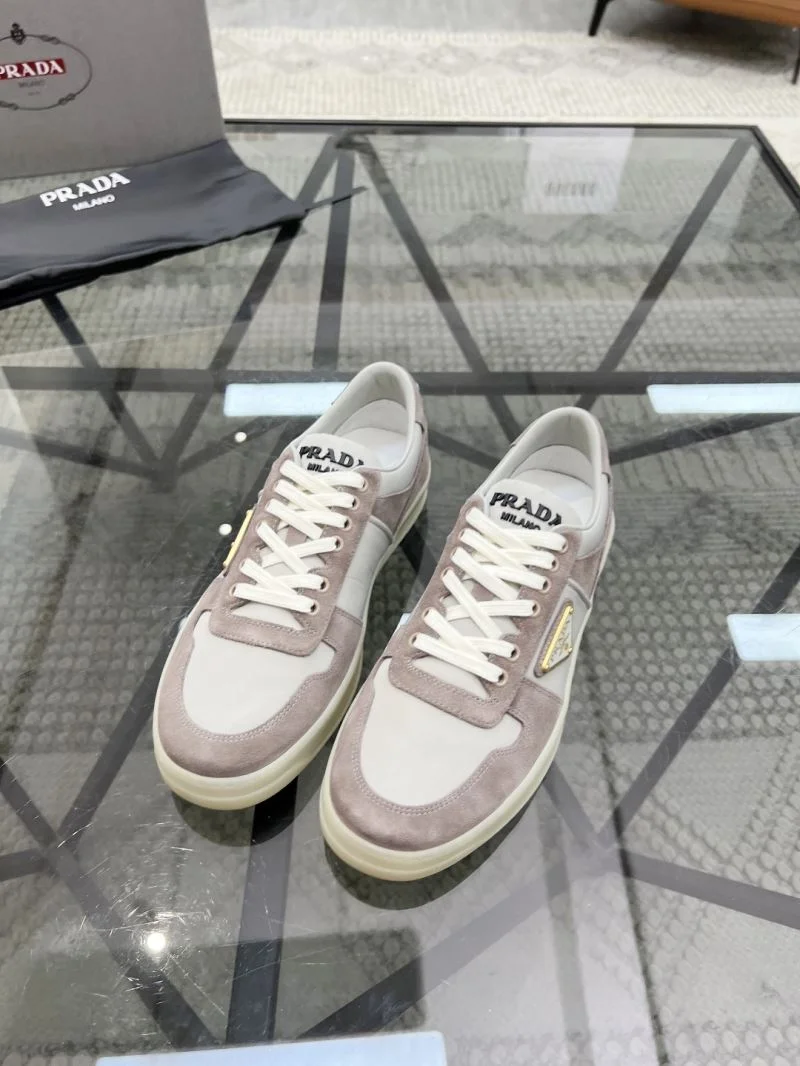 Prada Low Shoes MultiPurpose 33737