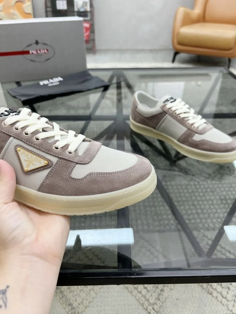 Prada Low Shoes MultiPurpose 33737