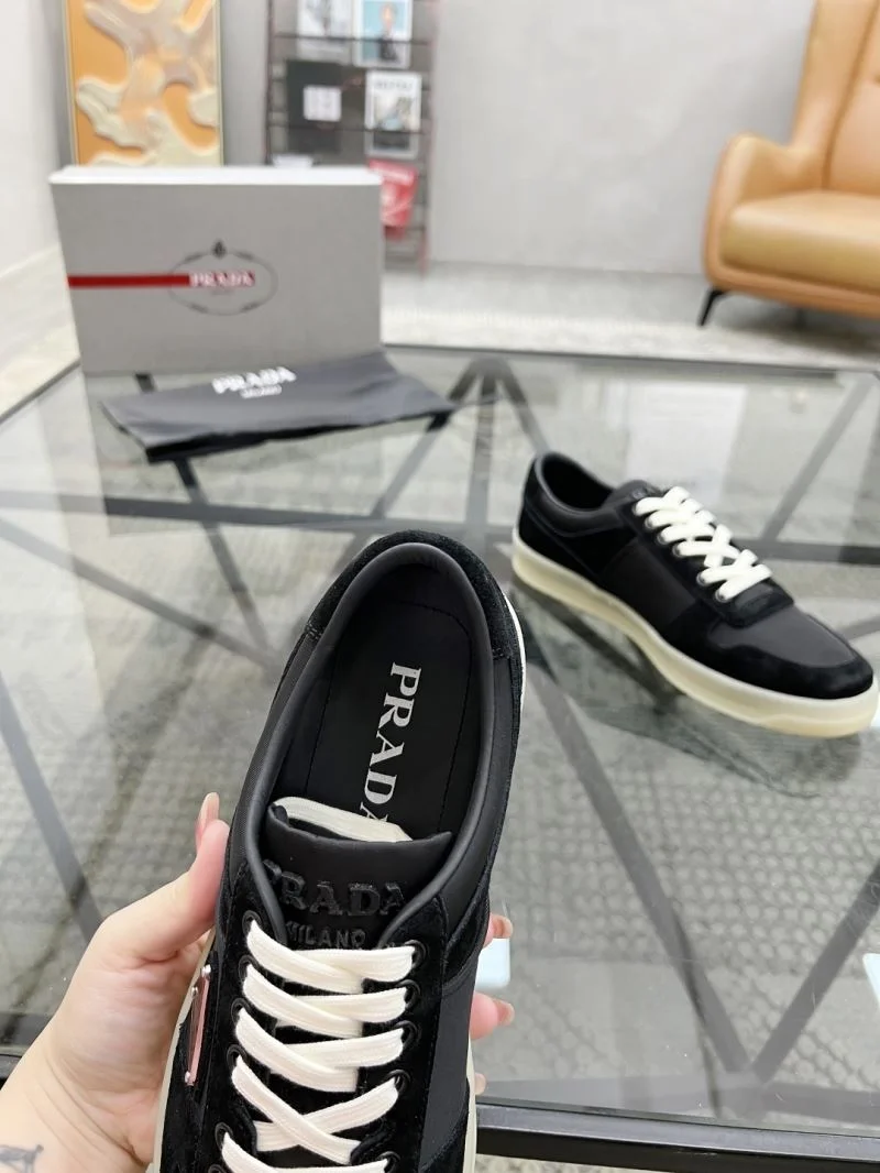 Prada Low Shoes FreshLook 33733