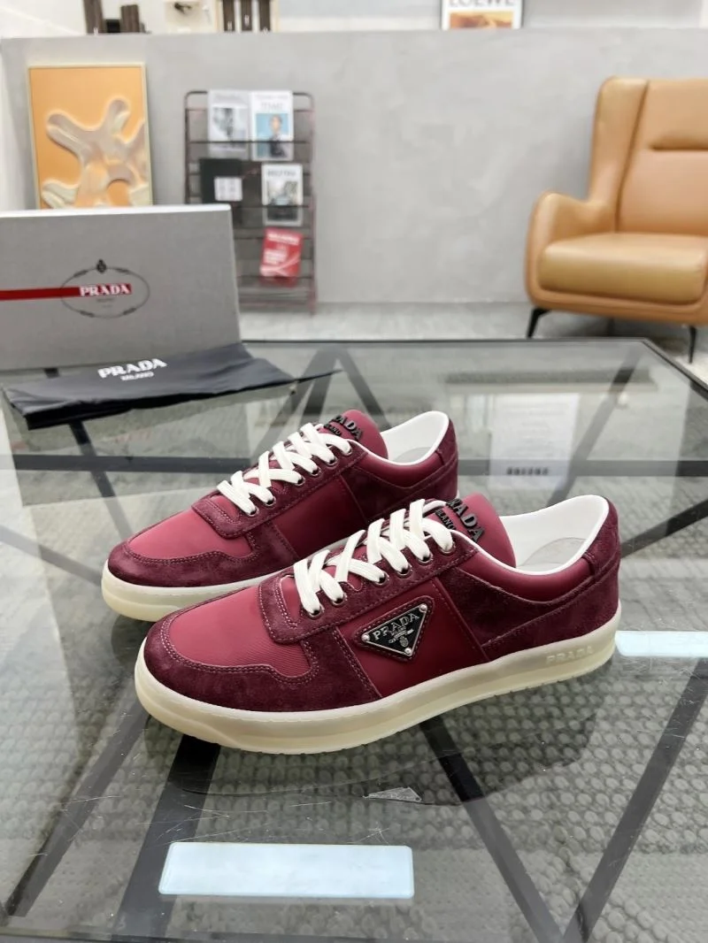 Prada Low Shoes Comfortable 33727