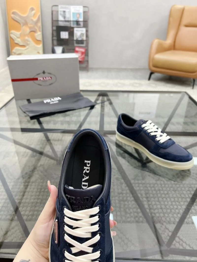 Unisex Prada Low Shoes 33713