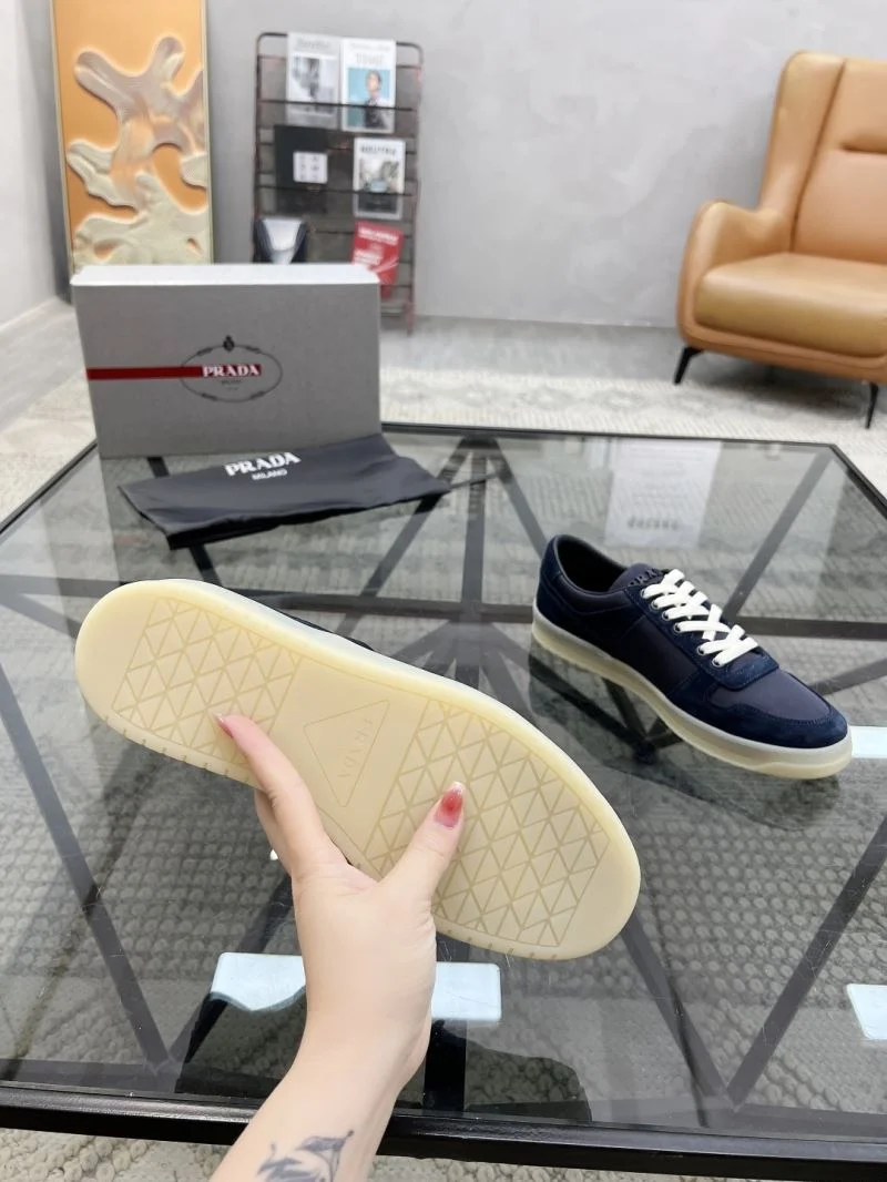 Unisex Prada Low Shoes 33713