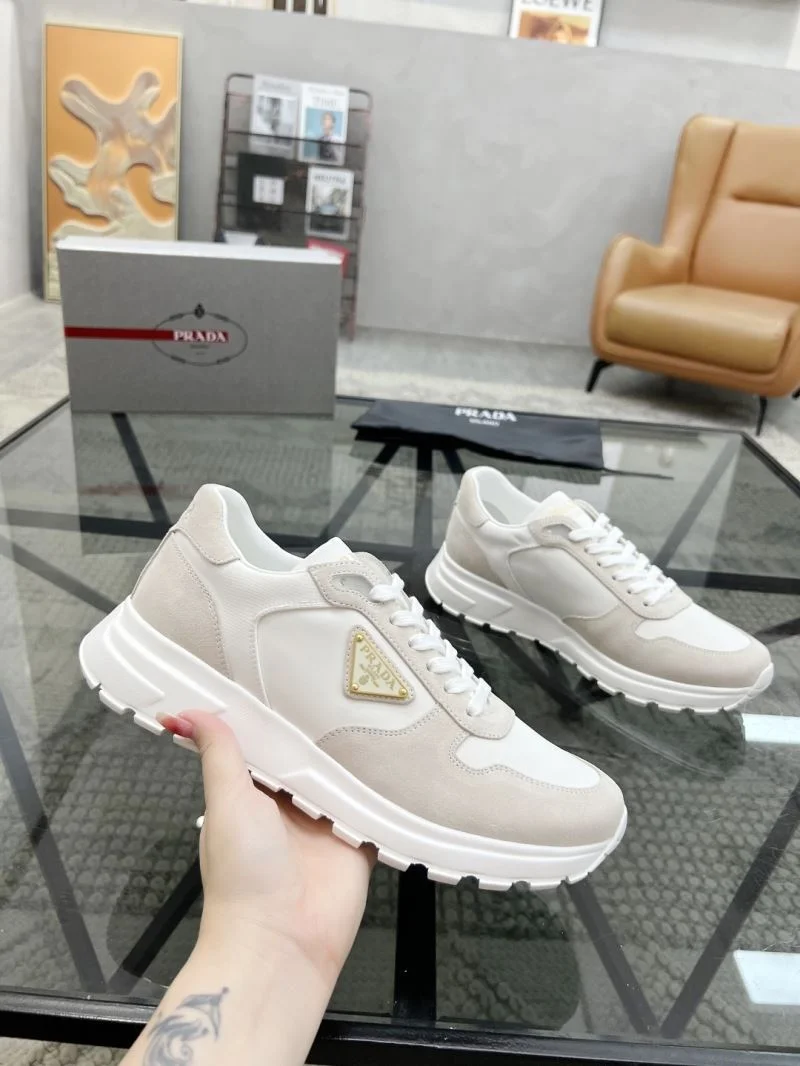 Sporty Prada Low Shoes 33721