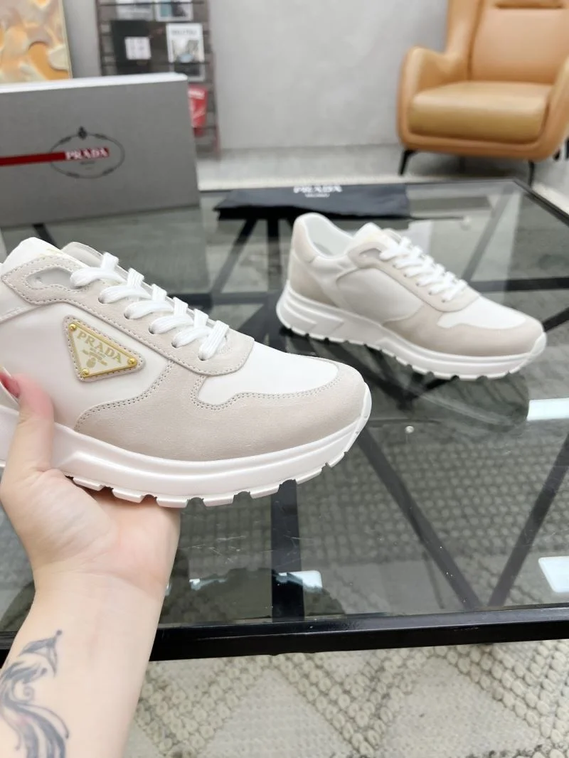 Sporty Prada Low Shoes 33721
