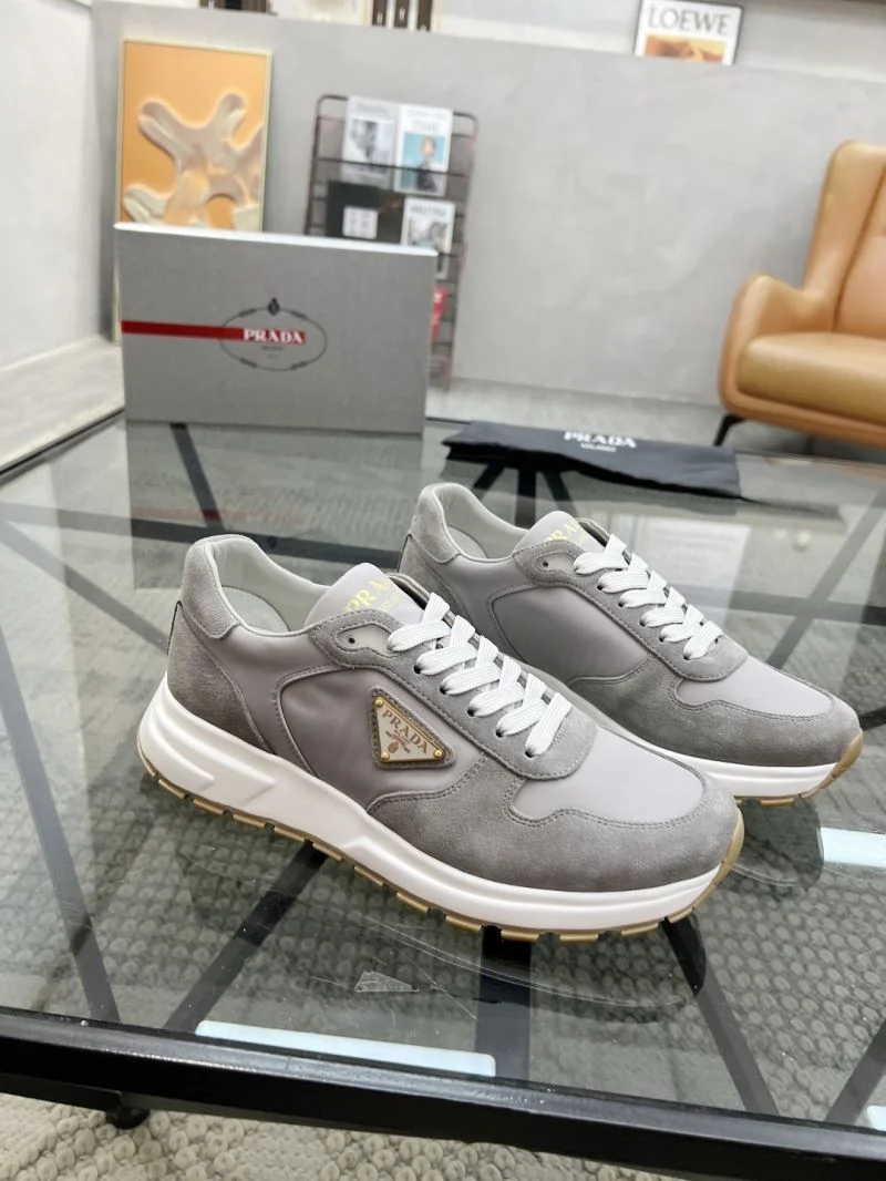 Prada Low Shoes Popular 33723