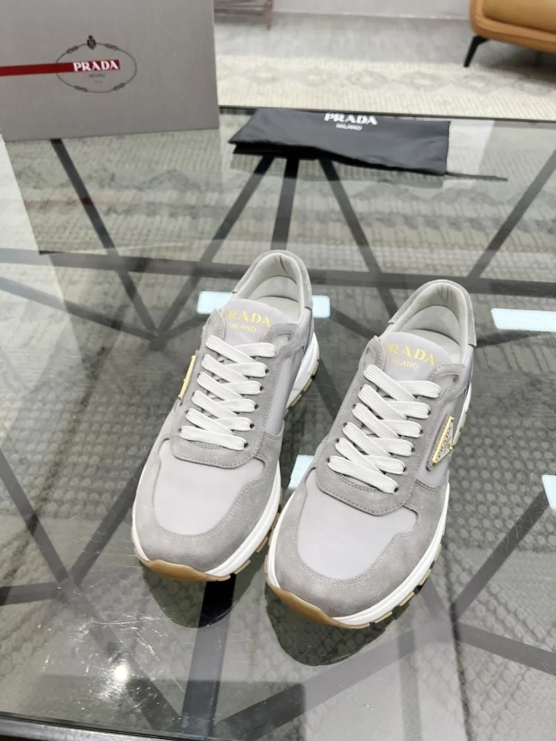 Prada Low Shoes Popular 33723