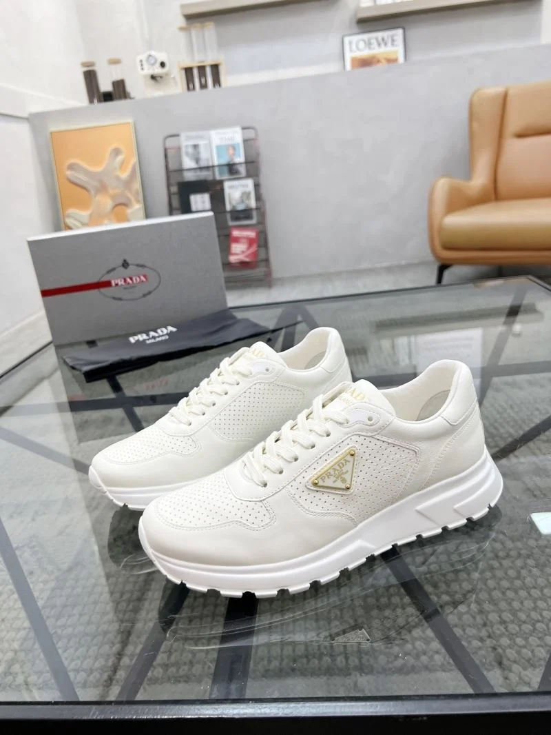 FashionForward Prada Low Shoes 33711