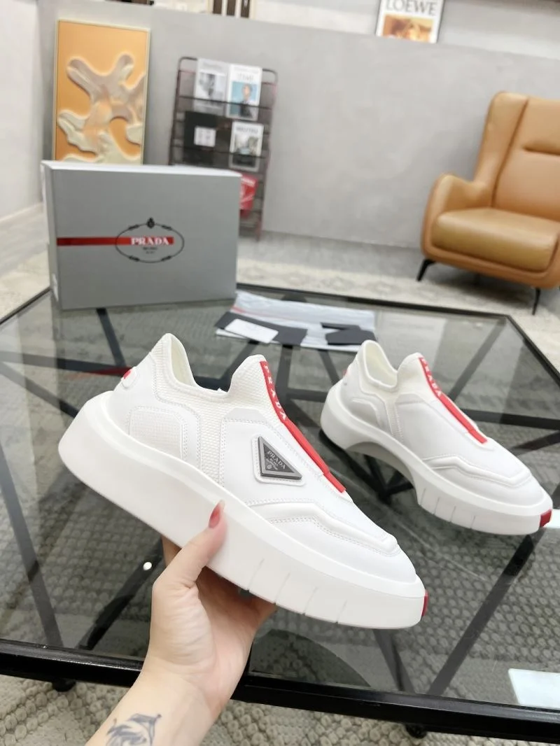 Prada Low Shoes Breathable 33724