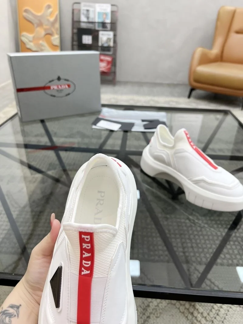 Prada Low Shoes Breathable 33724