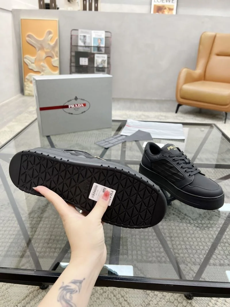 Prada Low Shoes OdorResistant 33732