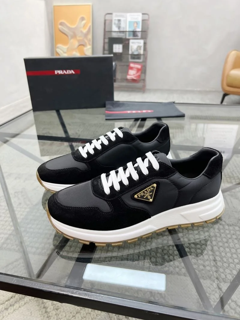 Prada Low Shoes TravelReady 33710