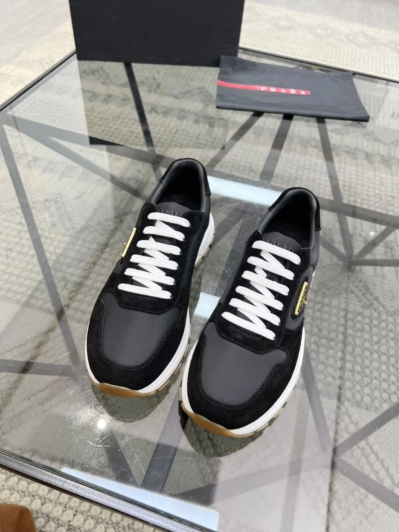 Prada Low Shoes TravelReady 33710