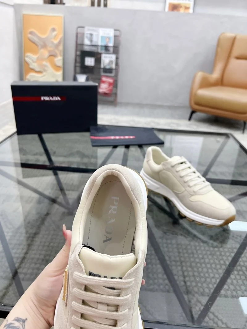 Prada Low Shoes Effortless 33734