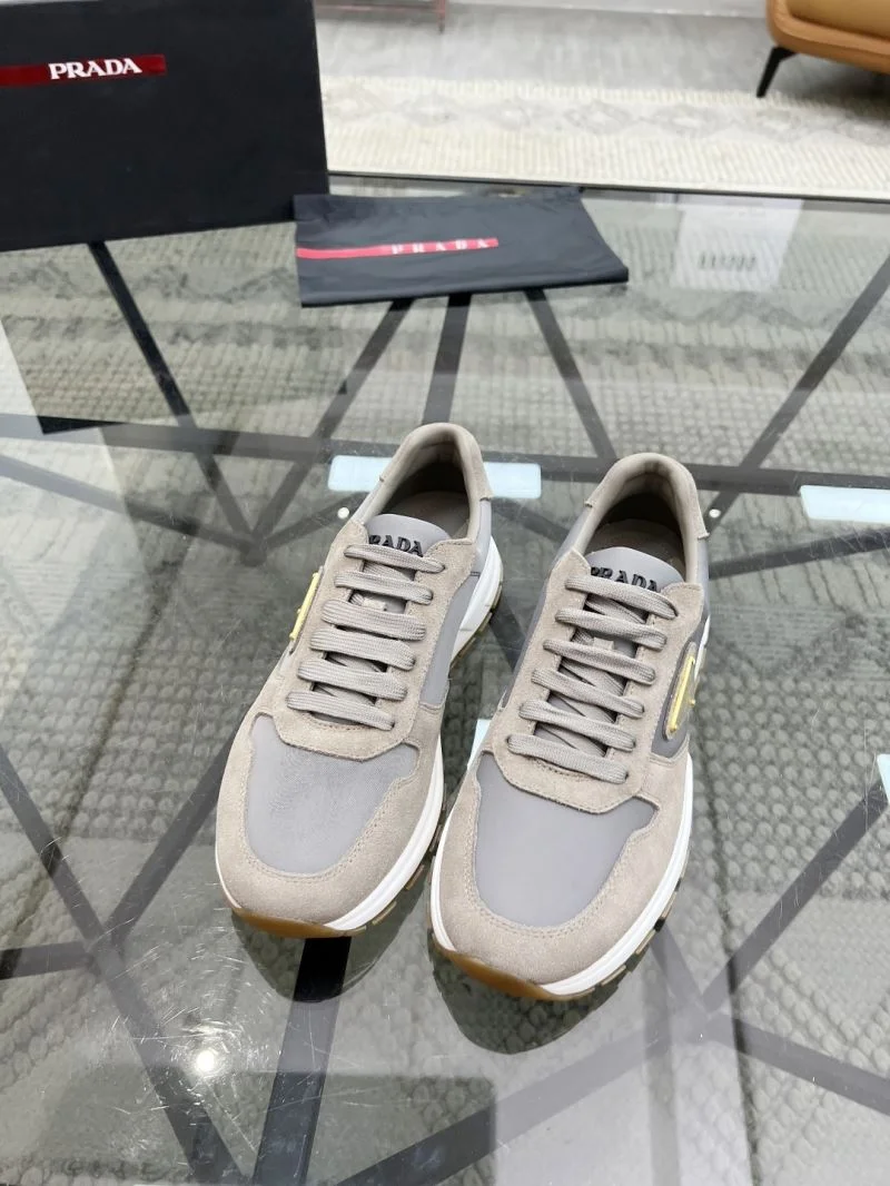 Sophisticated Prada Low Shoes 33722