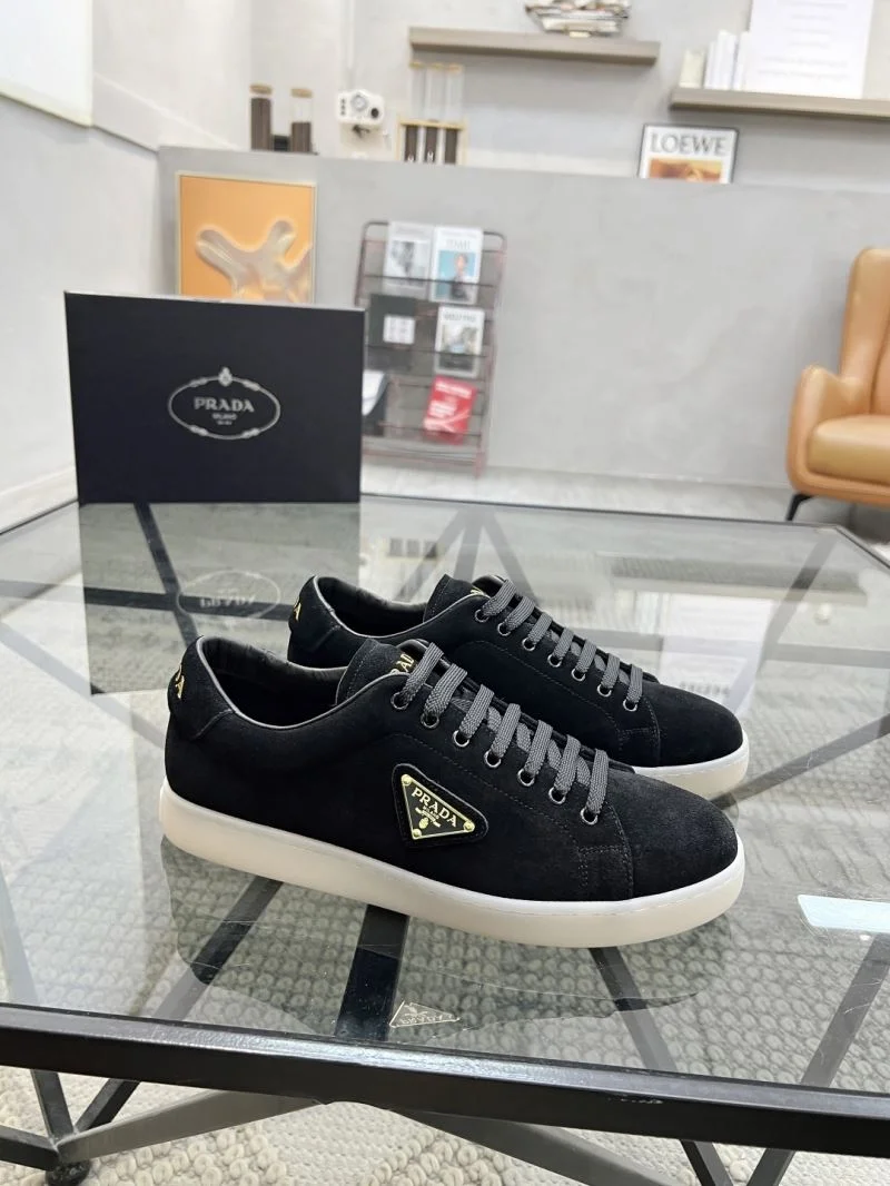ZipUp Prada Low Shoes 33714