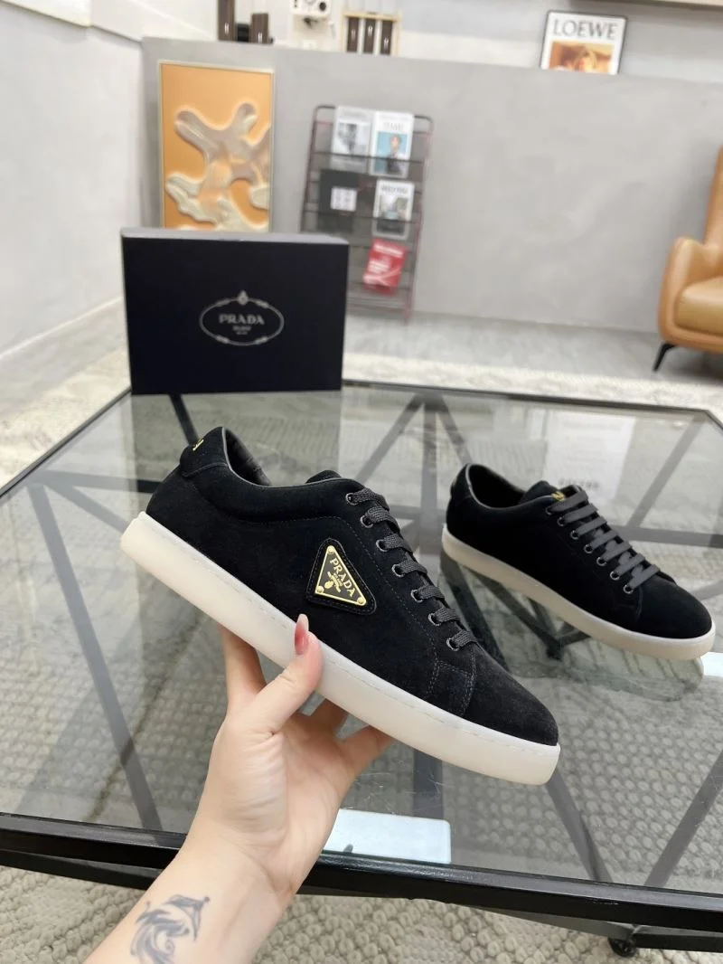 ZipUp Prada Low Shoes 33714