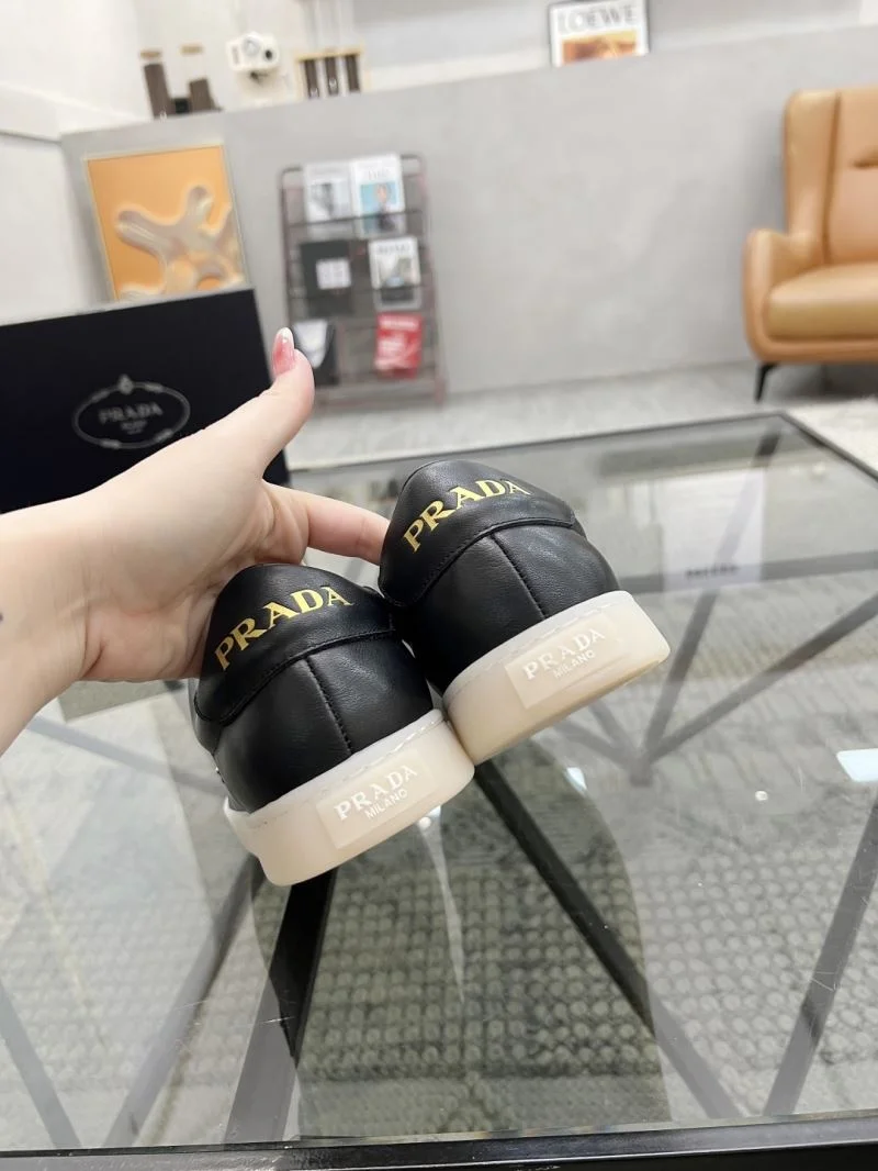 GoodFit Prada Low Shoes 33730