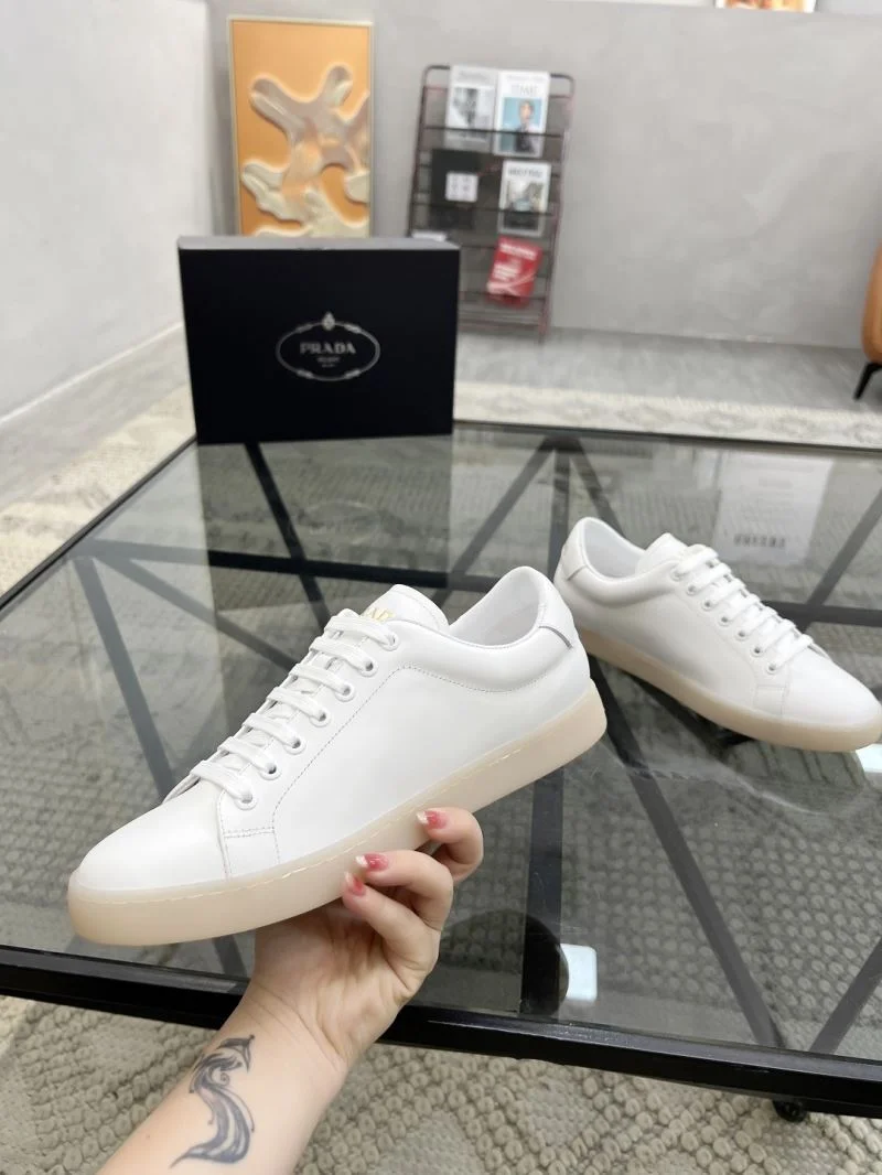 Attractive Prada Low Shoes 33719