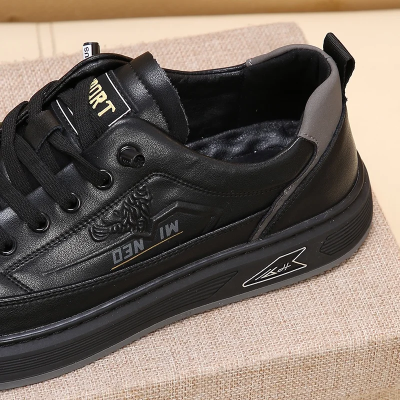 Lightweight Prada Low Shoes 33702