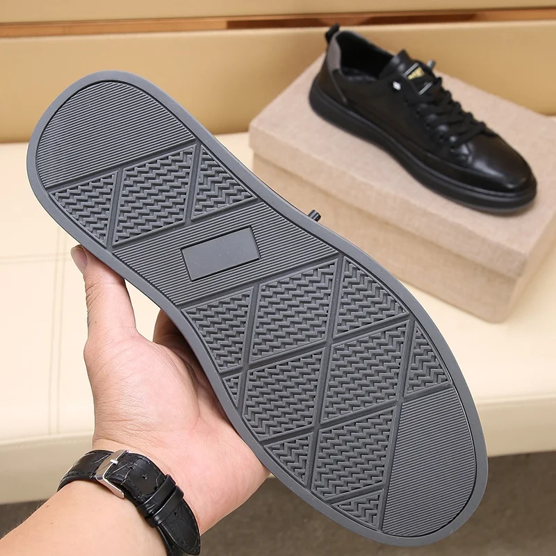 Lightweight Prada Low Shoes 33702