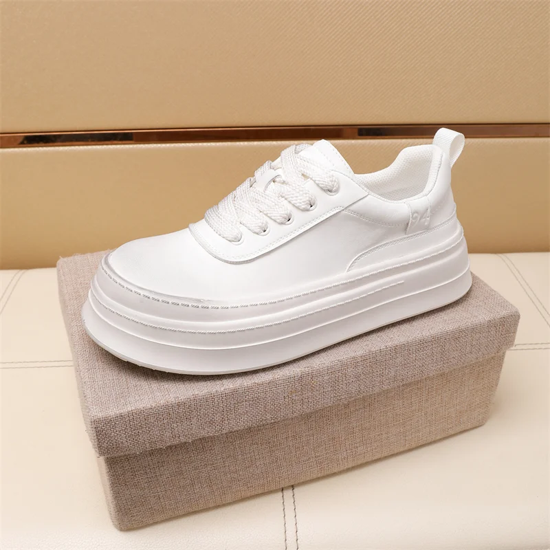 FlexibleFit Prada Low Shoes 33728