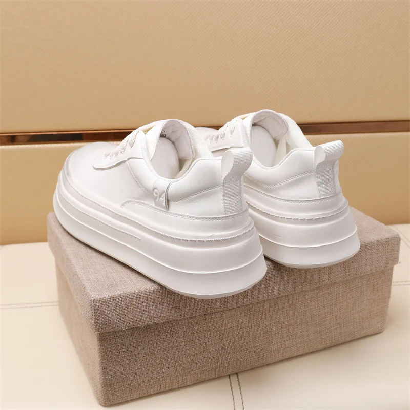 FlexibleFit Prada Low Shoes 33728