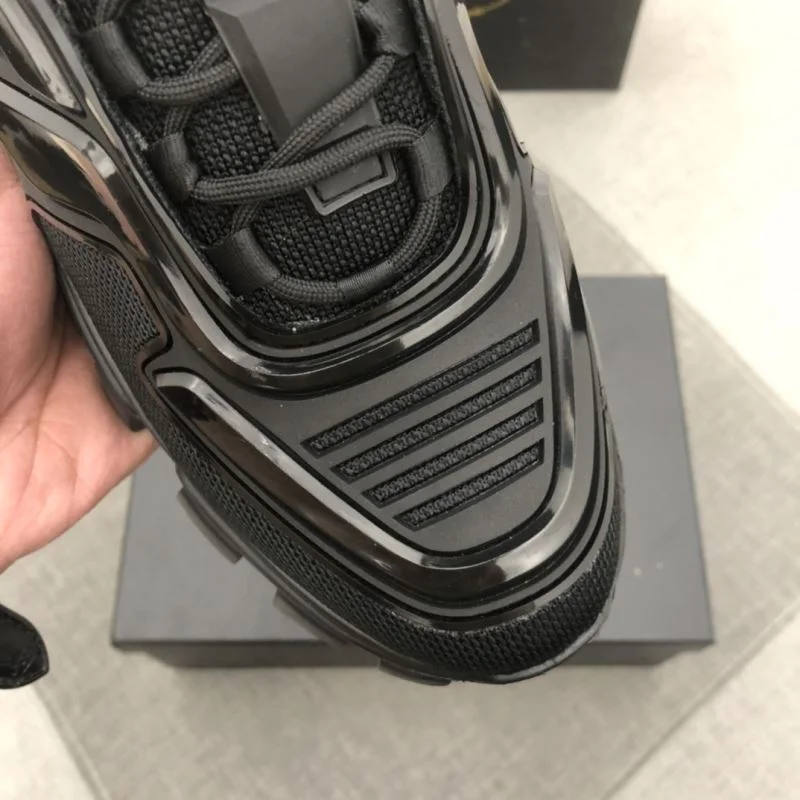 Prada Low Shoes Durable 33709