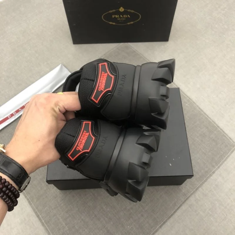 Prada Low Shoes Durable 33709