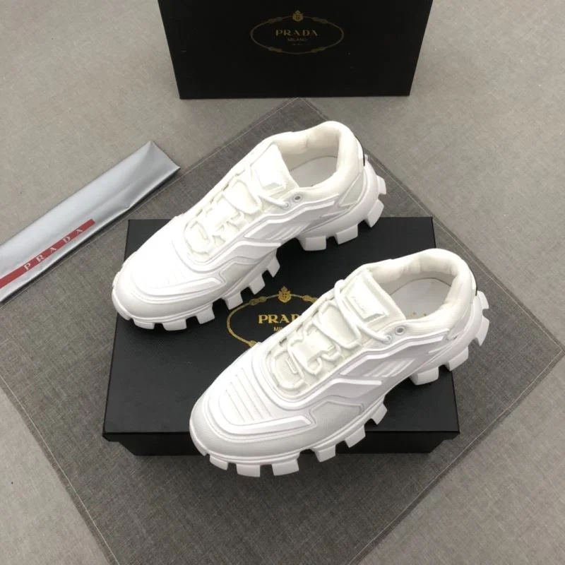 Timeless Prada Low Shoes 33705