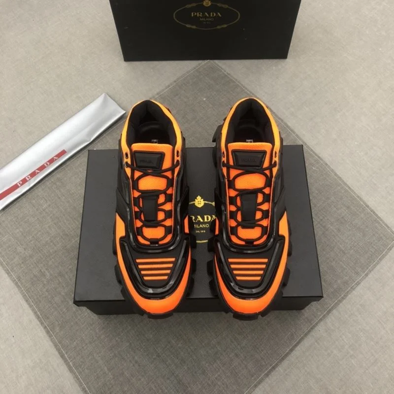 Prada Low Shoes Reliable 33703