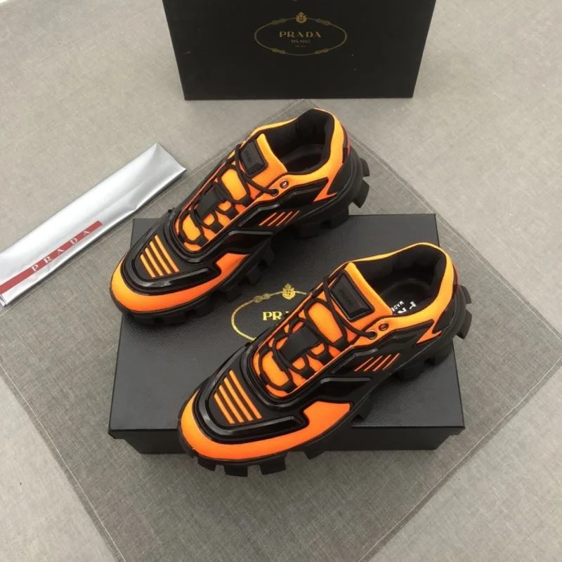Prada Low Shoes Reliable 33703